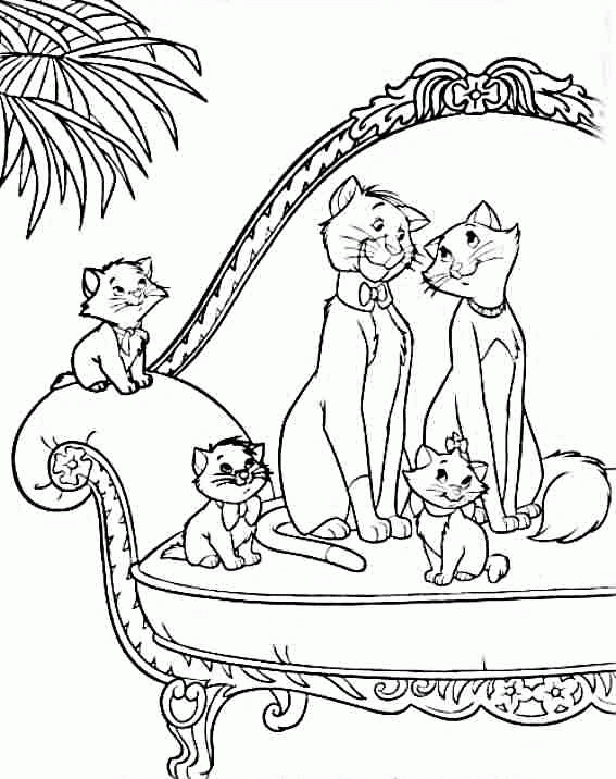Kolorowanka kot dorosły ojciec w muszce siedzi na kanapie obok kotki i trzech kociąt
