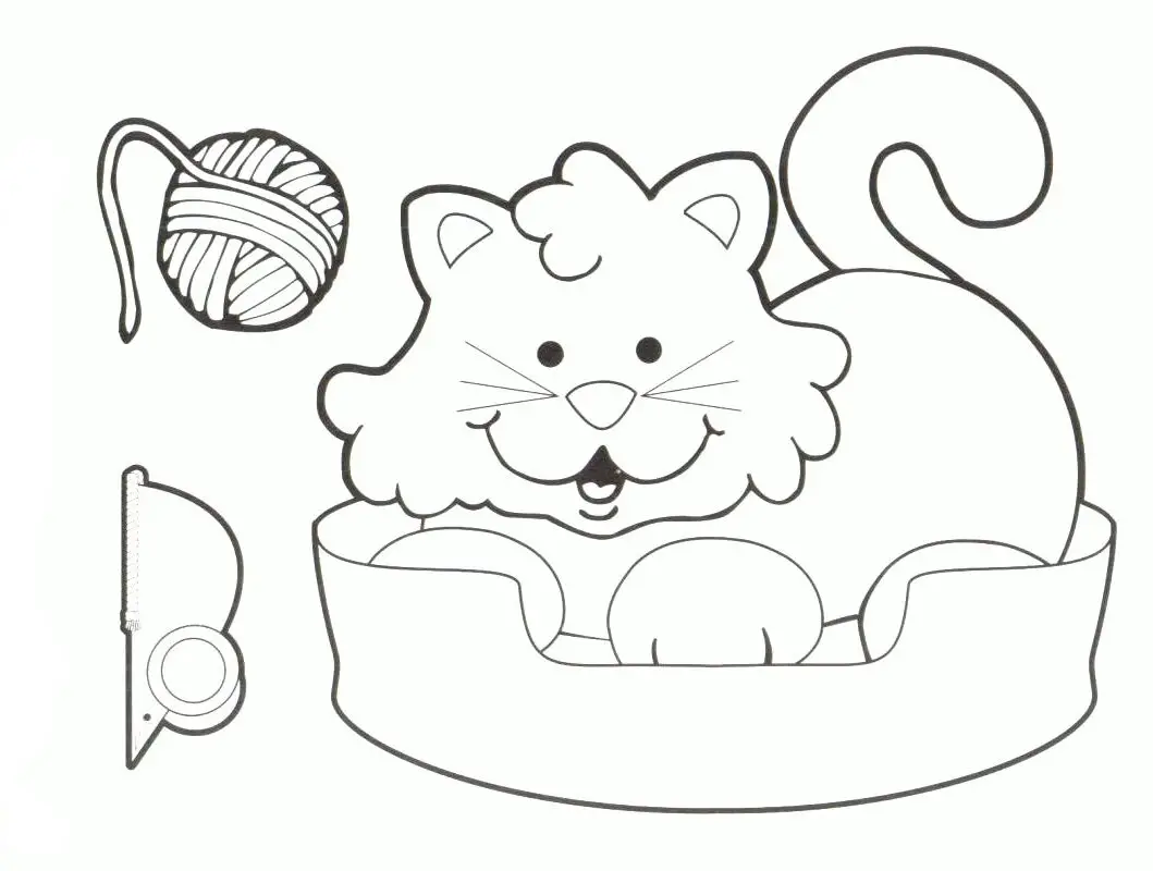 Kolorowanka kot mały z puchatymi policzkami siedzi w legowisku obok zabawkowej myszki i włóczki