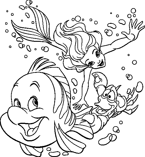 Kolorowanka syrenka Arielka goni rybkę wraz z krabem płynąc pod wodą