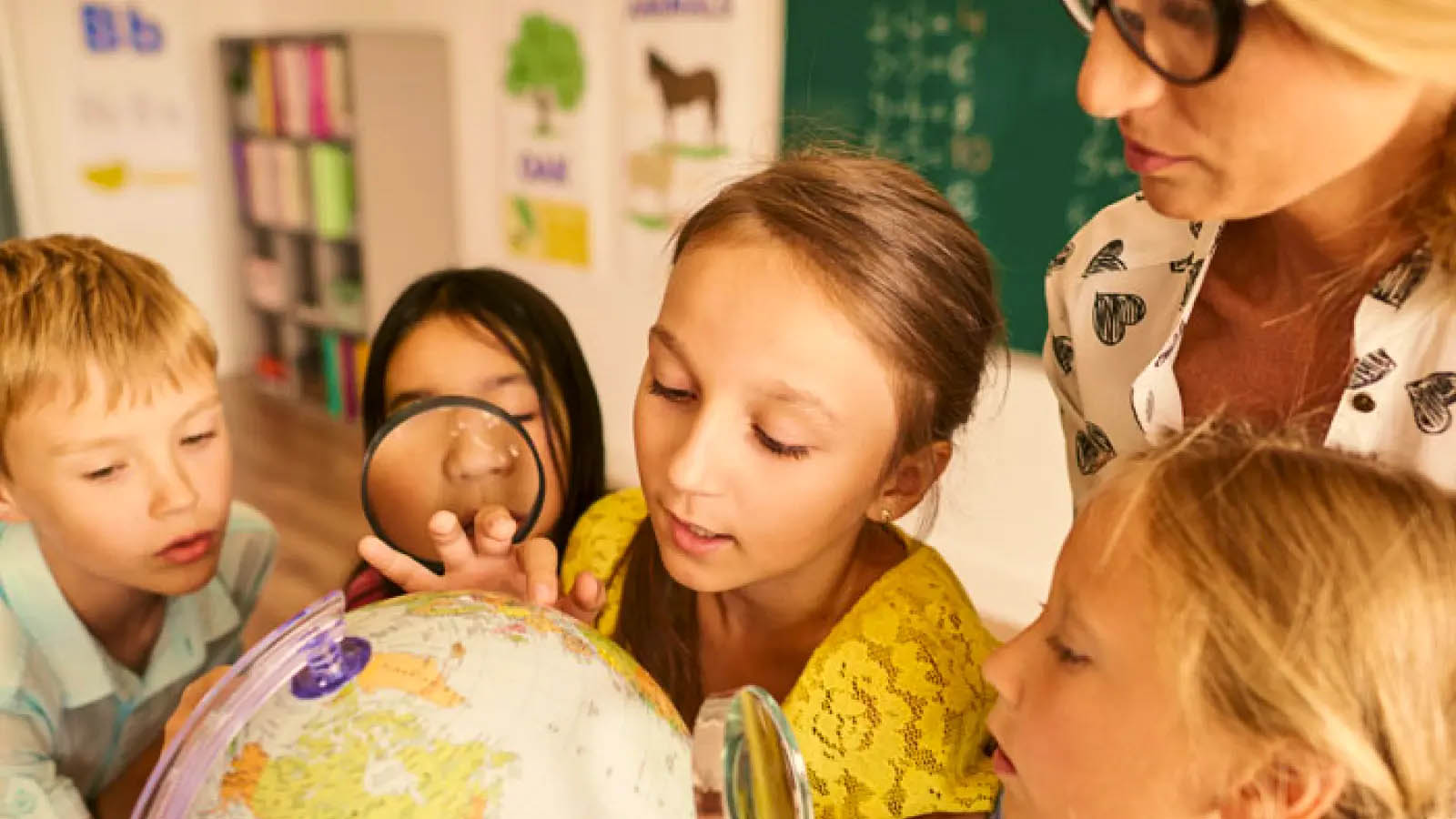 Dwujęzyczne placówki edukacyjne - korzyści, wartości i umiejętności dla uczniów